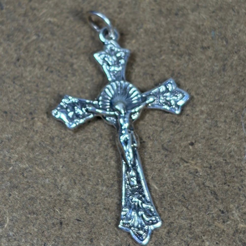 Sterling Silver Crucifix Pendant‎ Ornate Religious Cross Charm Necklace P334